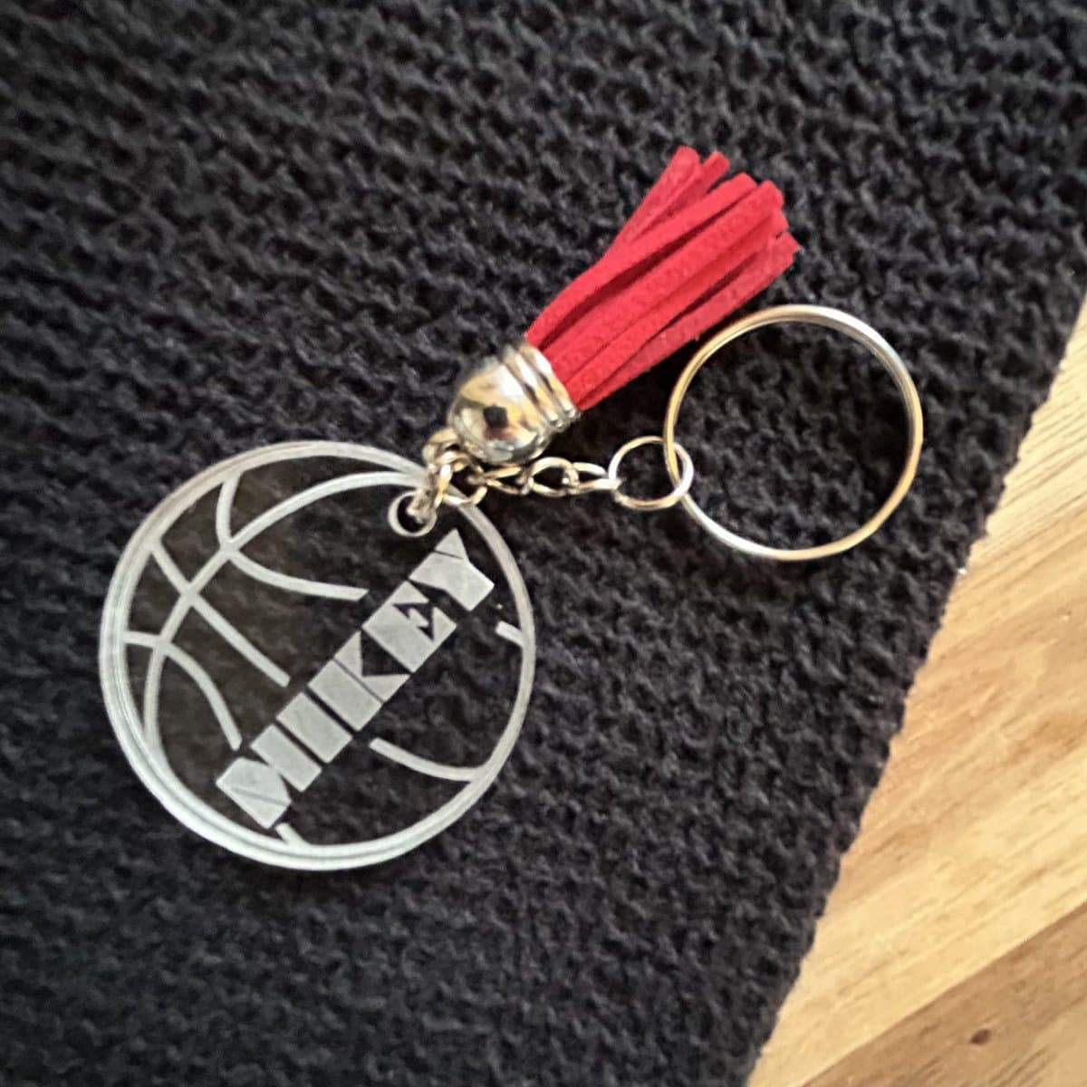 Basketbal sleutelhanger met naam - gepersonaliseerd - sport - sleutel - cadeau