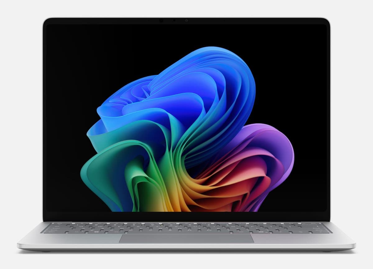 Microsoft Surface Laptop 8 Copilot+ PC Snapdragon 35 cm (13.8") Touchscreen 16 GB LPDDR5x-SDRAM 256 GB SSD Wi-Fi 7 (802.11be) Windows 11 Pro Platina