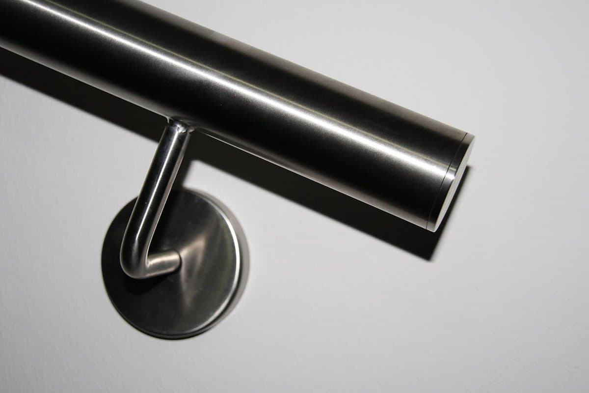 RVS Leuning Ø42.4 mm Gepolijst Satijnafwerking Lengte 5500 mm