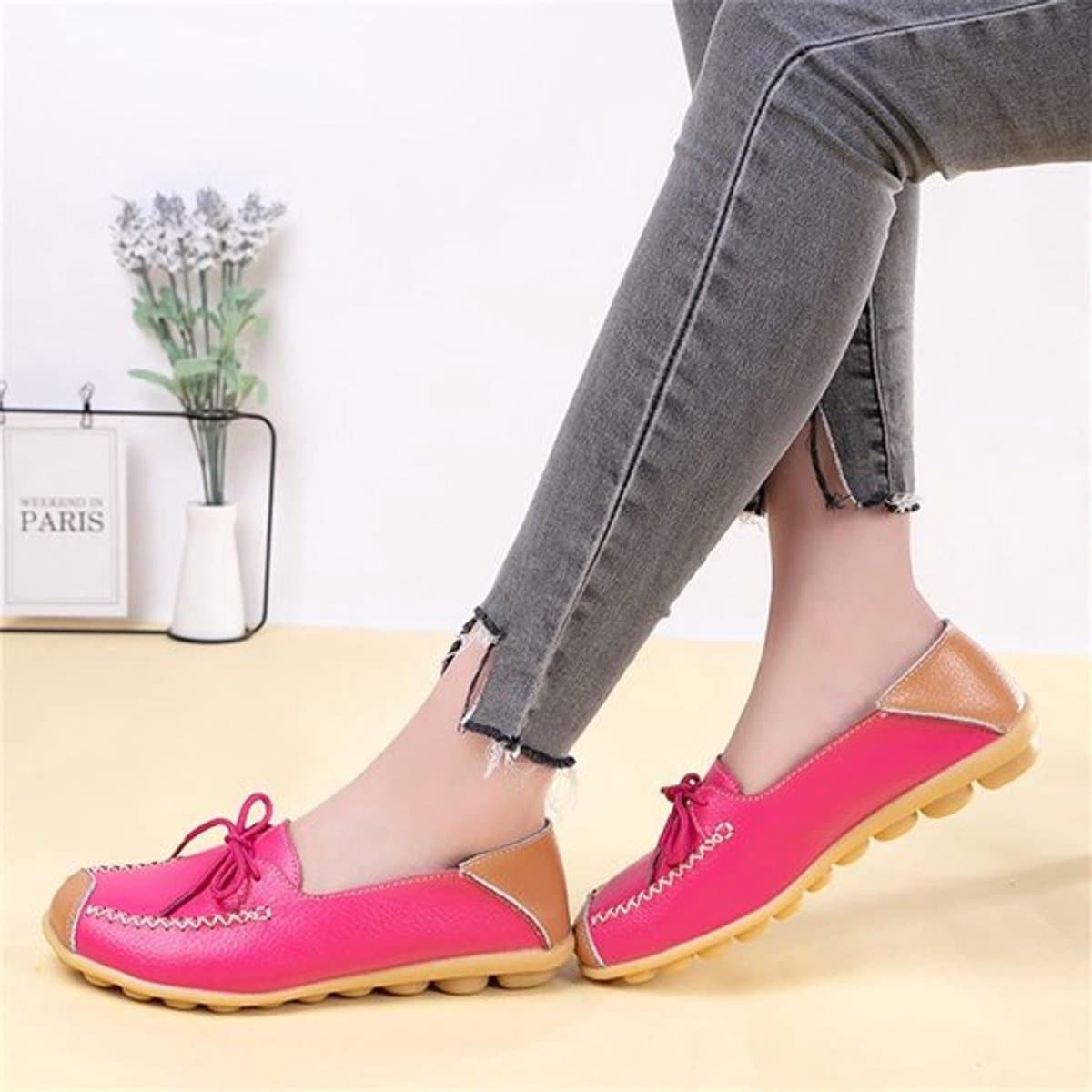 Vrouwen Lederen Mocassins - Casual Ronde Teen Loafer - Zachte Platte Boot Schoenen - Slip Op Rijden Schoenen - Geschikt voor Dames - roosrood - 37 EU
