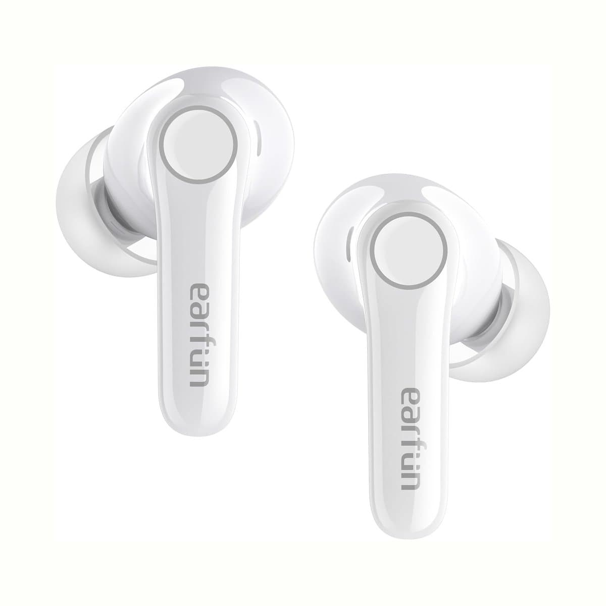 EarFun Air Pro 4 - Glossy White - Oplaadcase met snellader - USB-C - Instelbare Noise Cancelling - 6 microfoons - cVc 8.0 - 52 uur gebruikstijd