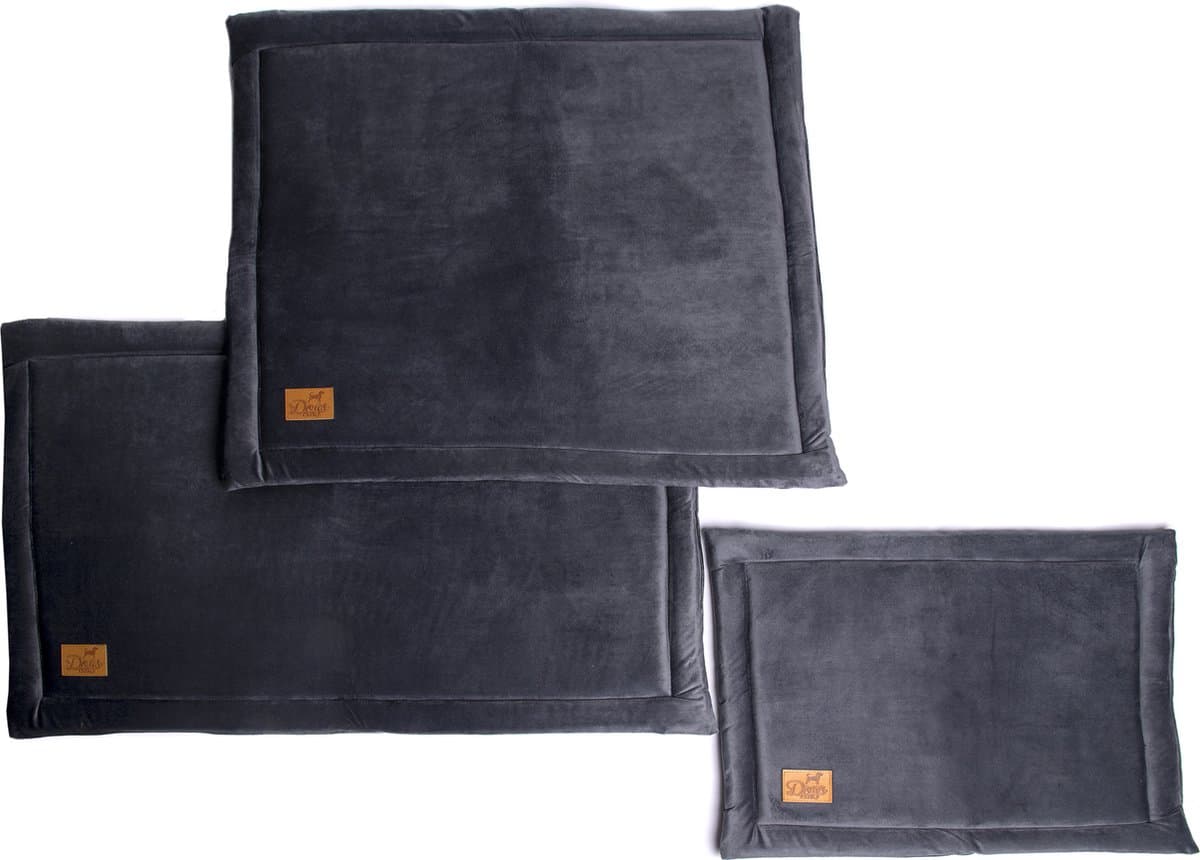 Dogs&Co® Premium Velvet Hondenmat XL - 105x70 cm - Benchkussen - Hondenmand - Honden deken - Hondenmand - Plaid - Honden