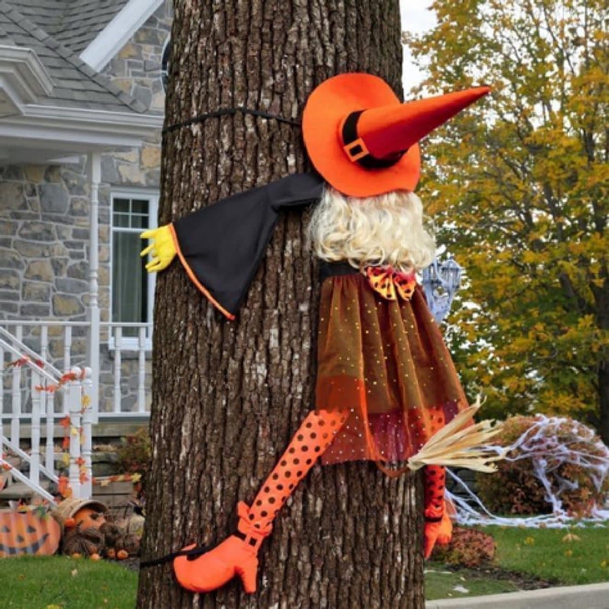 Halloween Crashing Witch 135cm Voor Buiten - Grappige Heksen Decoratie Voor Boom Tuin Veranda En Patio - Opknoping Herfst Halloween Versiering