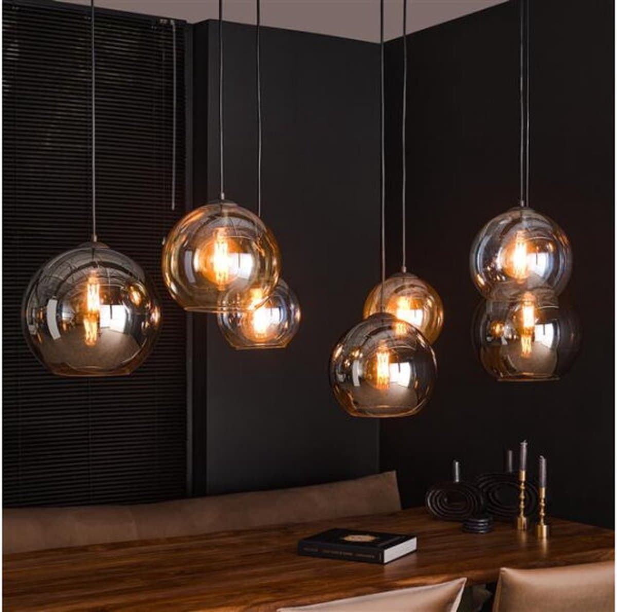 Hanglamp 7 Lampen - Multi Globe XL - Artic Zwart - Metaal - Glas - Woonkamer - Keuken - LED Lichtbron - In Hoogte verstelbaar tot 150 cm - Exclusief Lichtbron - Voedingstype Netstroom