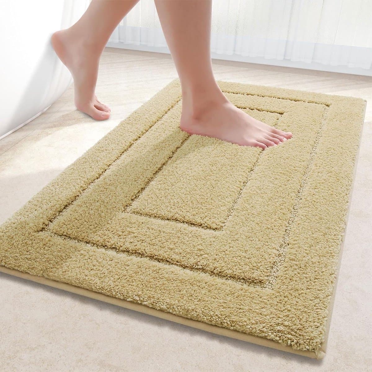 Microvezel Badkamertapijt, Antislip, Wasbaar, Zachte Badmat, Waterabsorberende Badmat Voor Badkamer, 50 x 76 cm, Beige