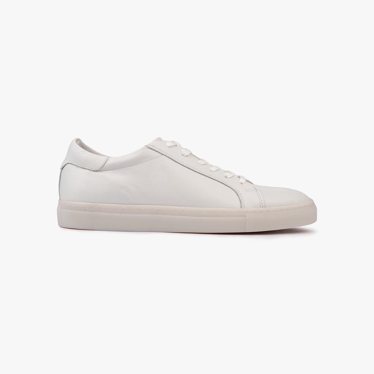 Omnio finn sneakers heren off-while leer
