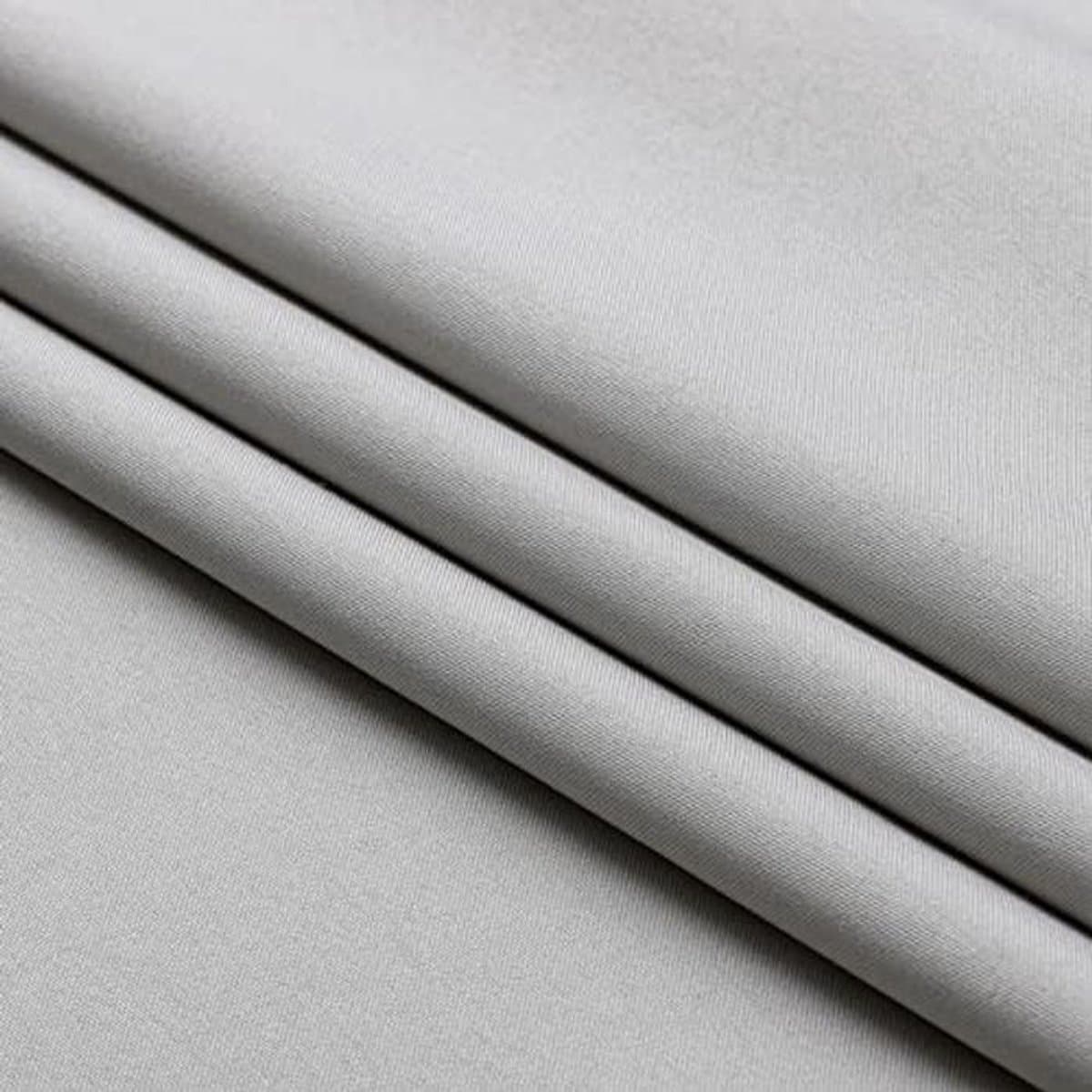 Onderhoudsvriendelijk Rectangles Tafelkleed 150 x 250 cm - Lichtgrijs, Effen Design