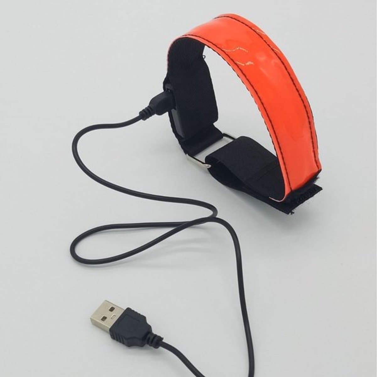 Oranje 4-delige oplaadbare LED-armband, reflecterende LED-polsband, nachtlampje, hardlooplamp voor buitensporten