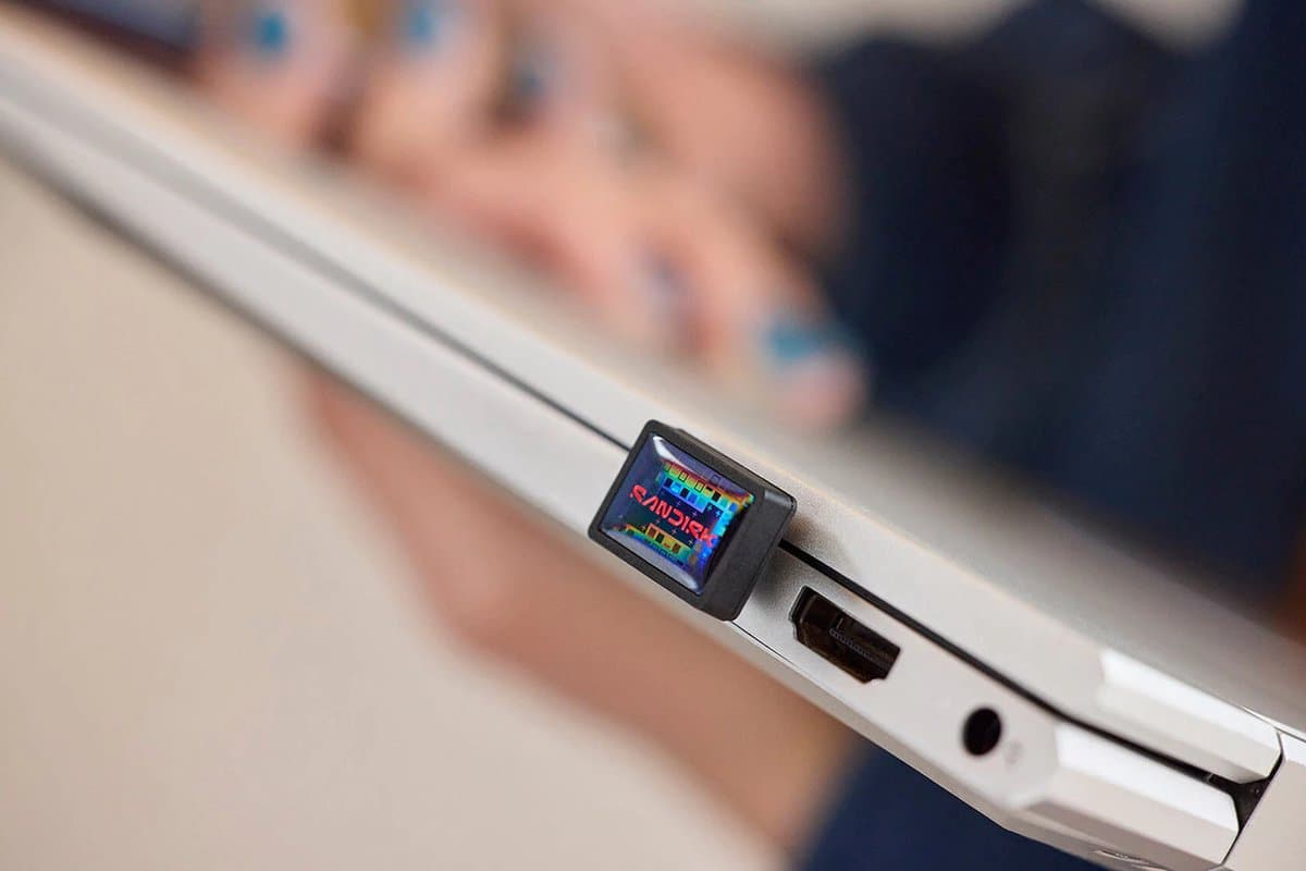 SANDISK Extreme Fit USB-C Flash Drive 256GB