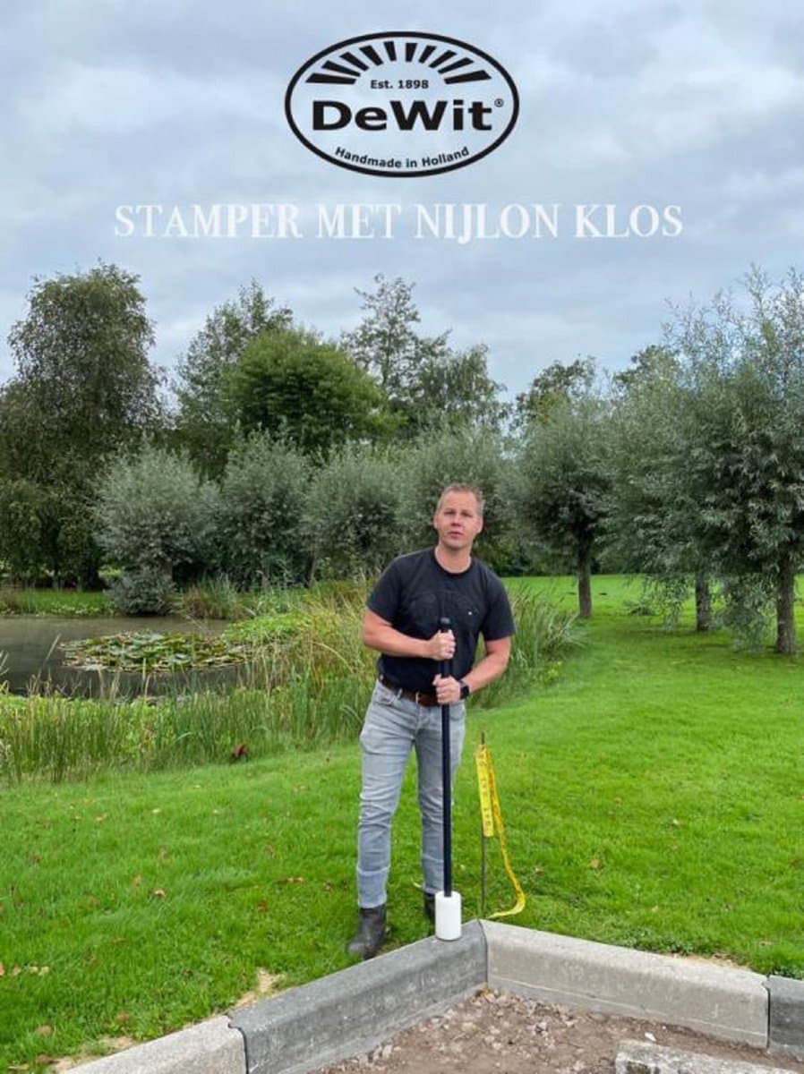 Stootijzer / stamper met nylon dop en knop - 128cm