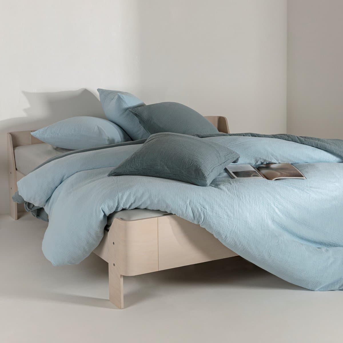 Casilin - Strijkvrij Dekbedovertrek Mousseline - 140x220 - Inclusief Bijhorende Kussensloop - 1 Persoons - 100% Tetra Katoen - Licht Blauw