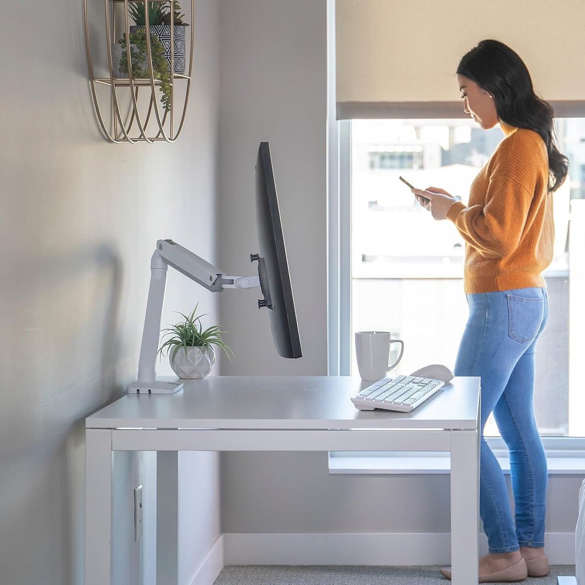 Ergonomische Monitorarm Wit voor Schermen tot 34 Inch en 9,1 kg