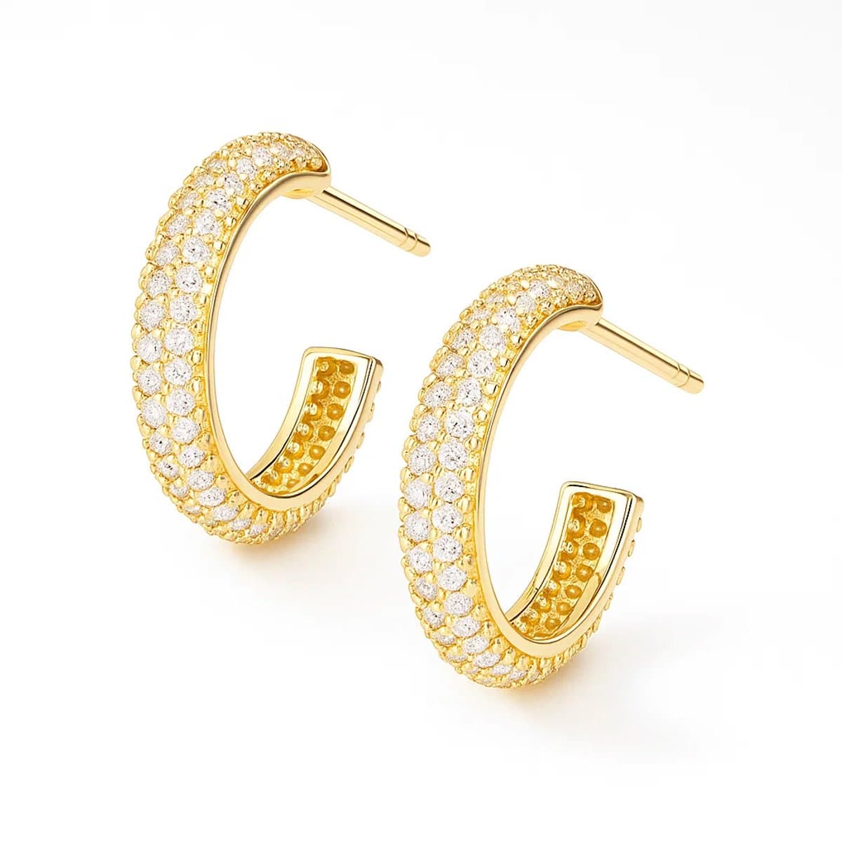 Goudkleurig Oorringen Echte ZIlver - Goudkleurig Oorbellen - Oorbellen Dames goudkleurig - Oorbellen met Zirkonia - Zirconia Radiance Hoop Earrings - Verguld Echte Zilver 925 - Amona Jewelry
