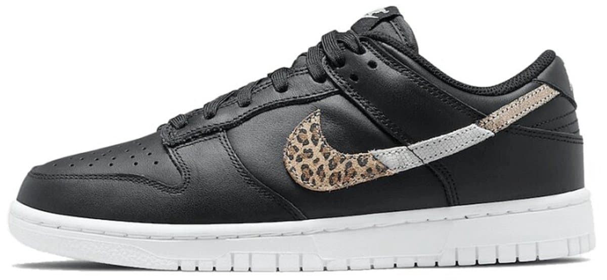 Nike Dunk Low SE - Sneakers - Unisex