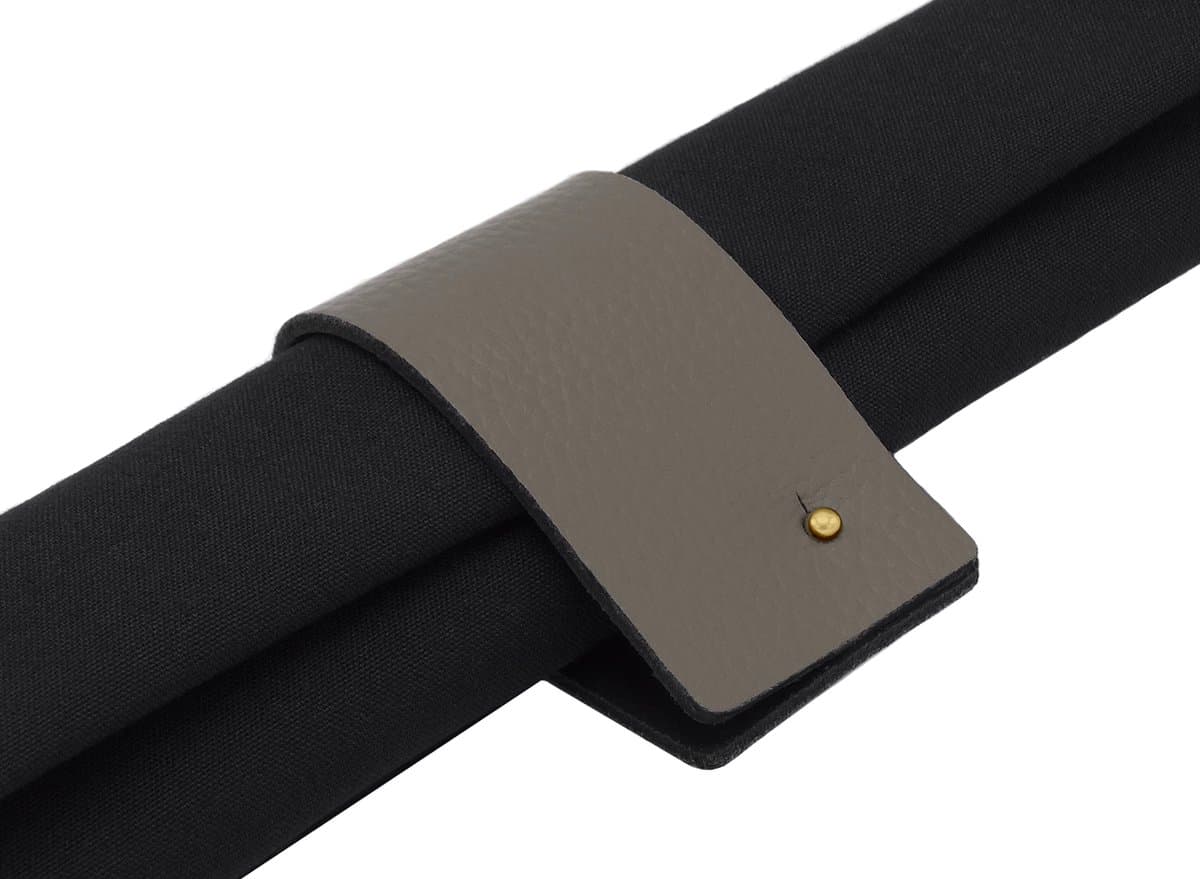 NOOBLU DUBL servetringen - Gold edition - Kleur: Clay grey, Aantal: set van 8