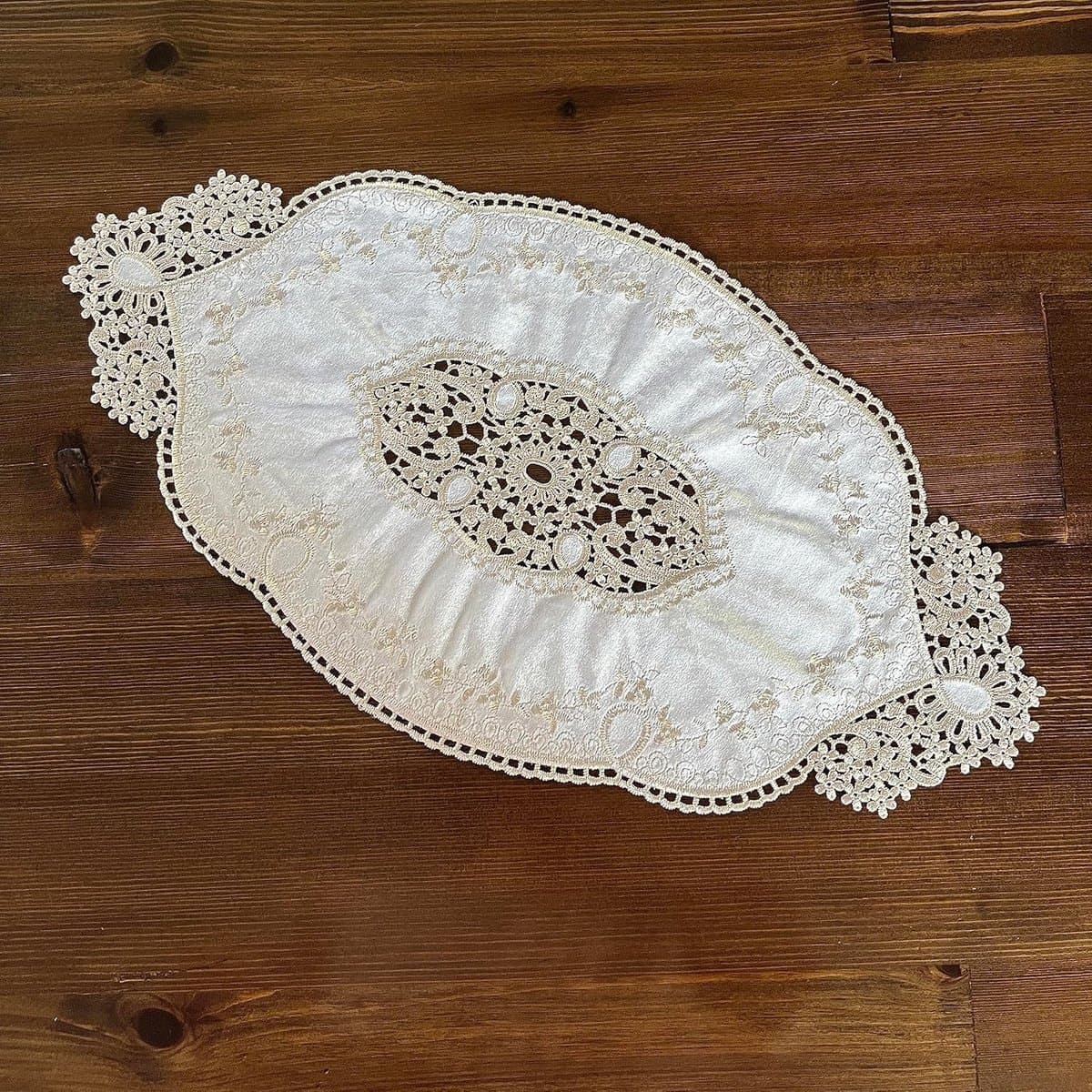 Ovale Fluwelen Doilies – Elegante Borduurmatten 55x35 Cm (Champagne)