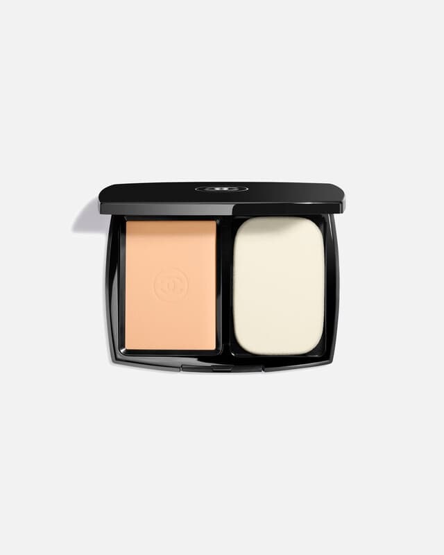 Chanel Ultra Le Teint Flawless Finish Compact Foundation 13 g