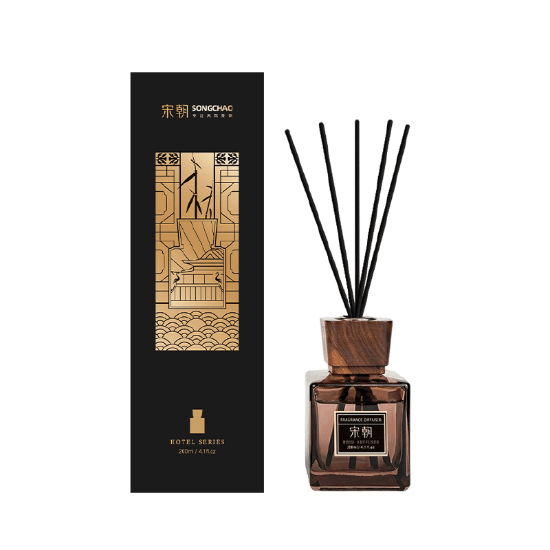 Luxe Hotel Collection: Reed Diffuser: Creekside Holiday 8,1 x 7,2 x 25,5 cm 40