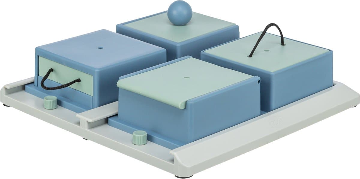 Trixie Dog Activity Poker Box 1 - 31X31 CM