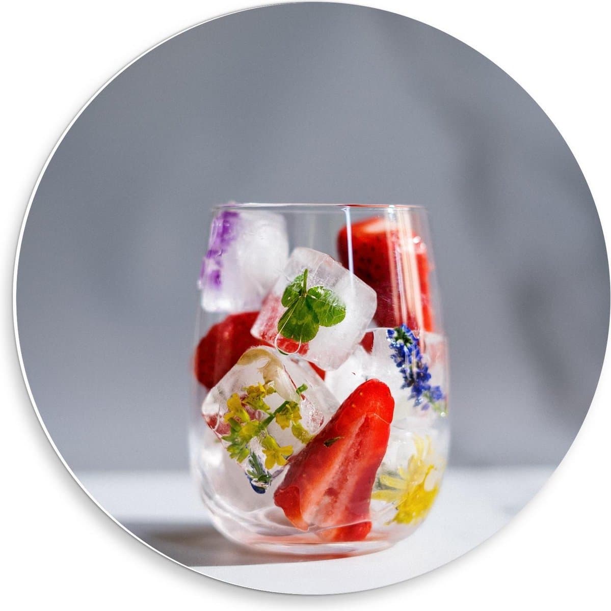 KuijsFotoprint - Schilderij - Glas Met Ijsklontjes - Multicolor - 50 X 50 Cm