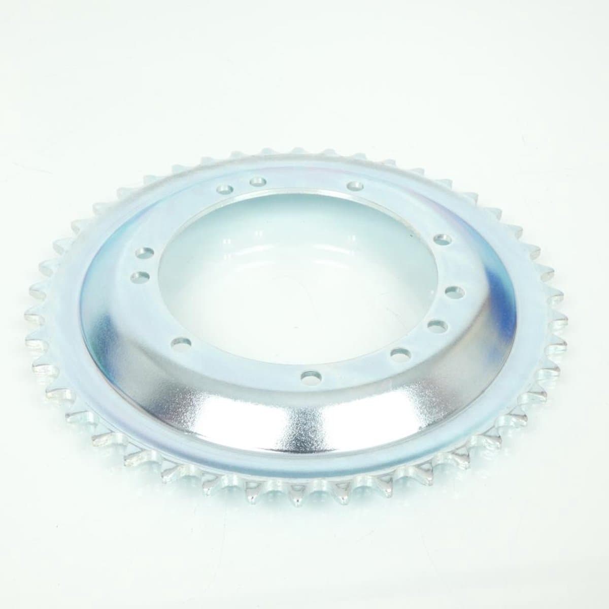 Couronne de transmission Charvin pour mobylette 44 dents pas 415 alésage 94 Neuf