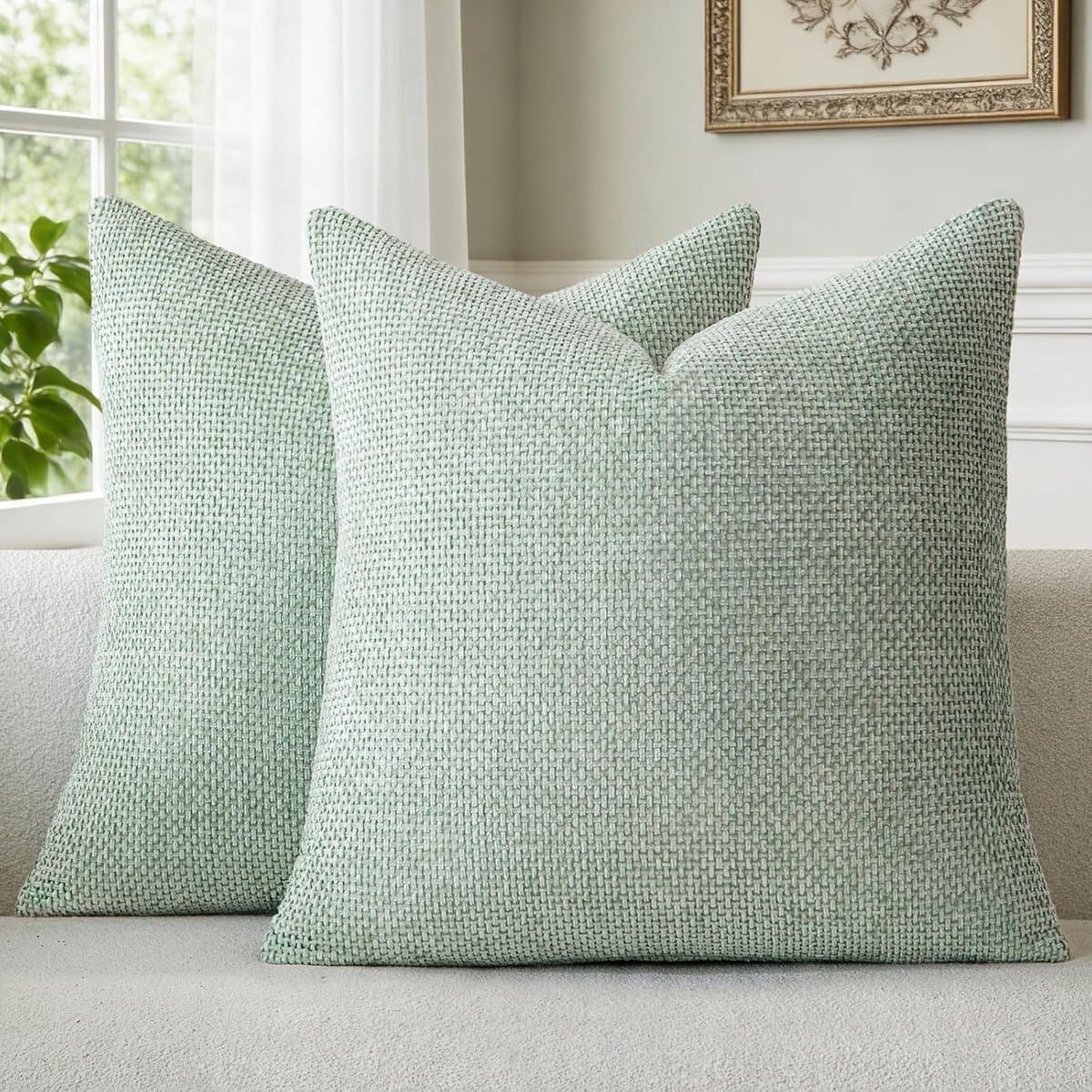 Kussenhoezen Lichtgroen 40 x 40 cm, Set van 2, Zachte en Pluizige Sierkussenhoezen, Decoratieve Kussenhoezen met Verborgen Rits, Wasbaar, voor Bank, Sofa, Woonkamer en Slaapkamer