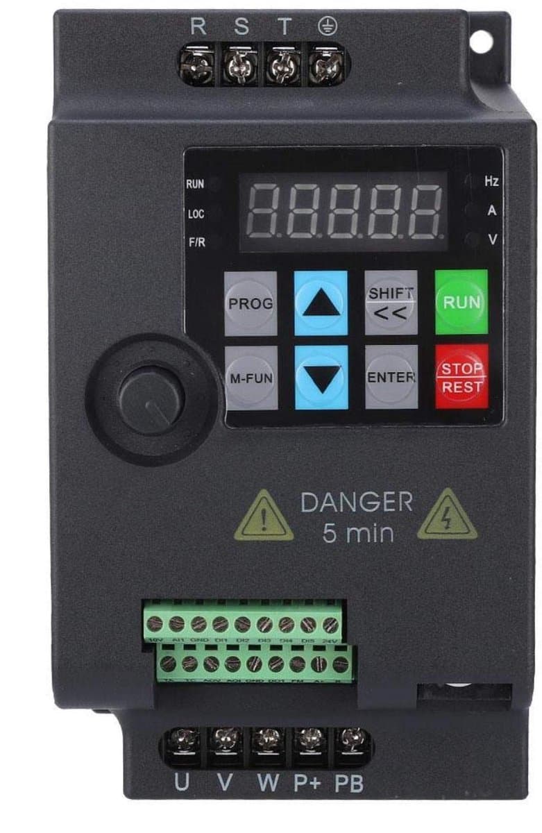 Dailygoods - Dailygoody - 1.5KW Frequency Converter - Speed Controller - Compact en krachtig - 380VAC Driefase Inverter - Ideaal voor textielmachines - Efficië...