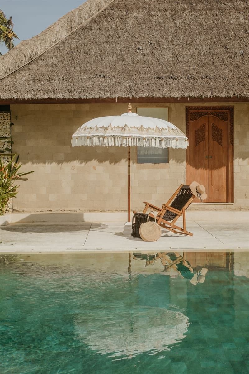 Bali parasol - half goud créme - 280 cm