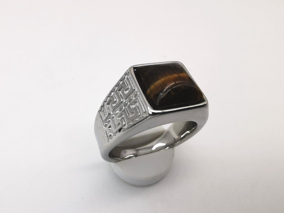 RVS Edelsteen Tijgeroog zilverkleurig Griekse design Ring. Maat 21. Vierkant ringen met beschermsteen. geweldige ring zelf te dragen of iemand cadeau te geven.