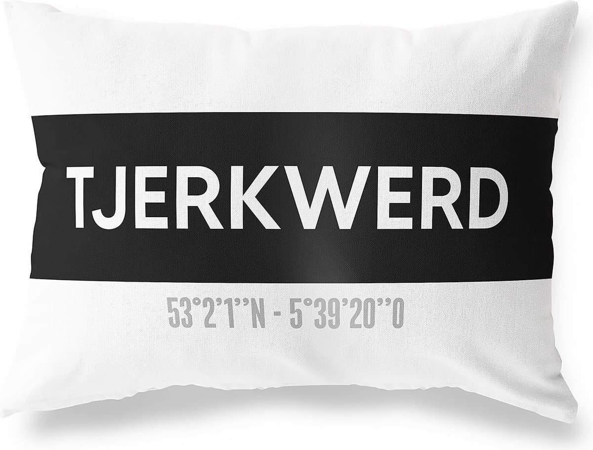 Tuinkussen TJERKWERD - FRIESLAND met coördinaten - Buitenkussen - Bootkussen - Weerbestendig - Jouw Plaats - Studio216 - Modern - Zwart-Wit - 50x30cm