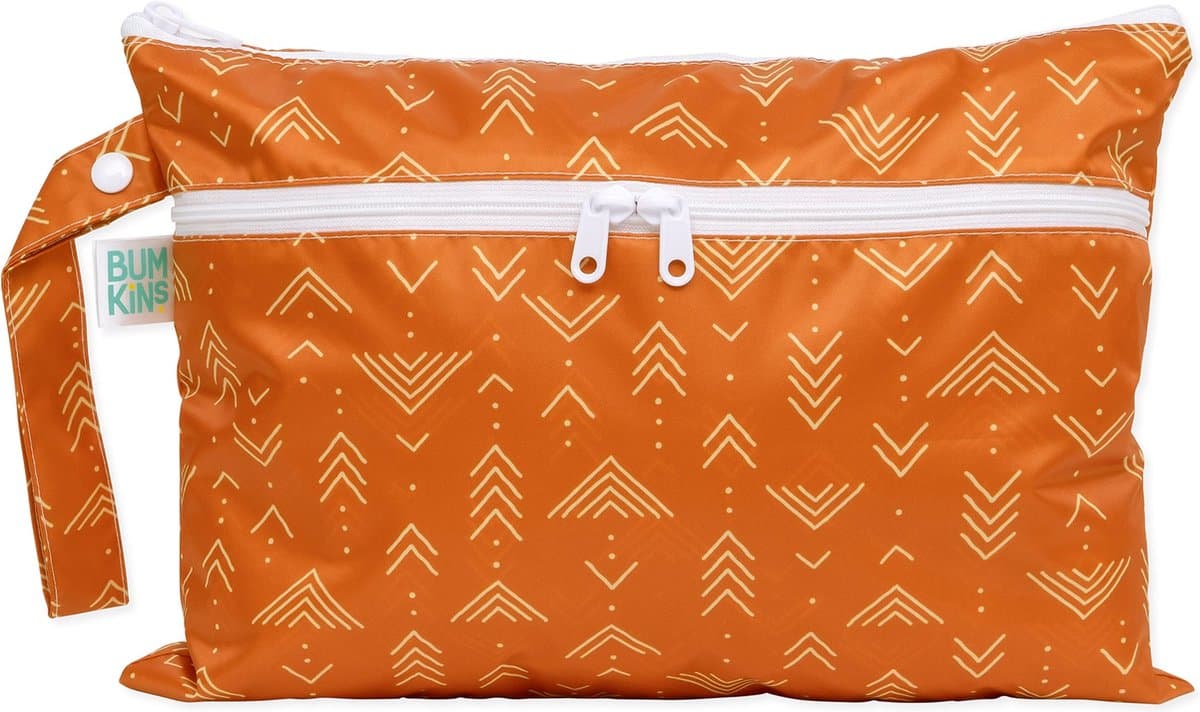 Bumkins Wet Dry Clutch - Compacte Waterdichte Wetbag met 2 Vakken voor Nat en Droog - Klein Luiertasje voor Onderweg - Voor Luiers, Zwemkleding en Toiletspullen - Ophanglus met Drukknoop - Machinewasbaar - Grounded - Terracotta Oranje - 32 x 23 cm