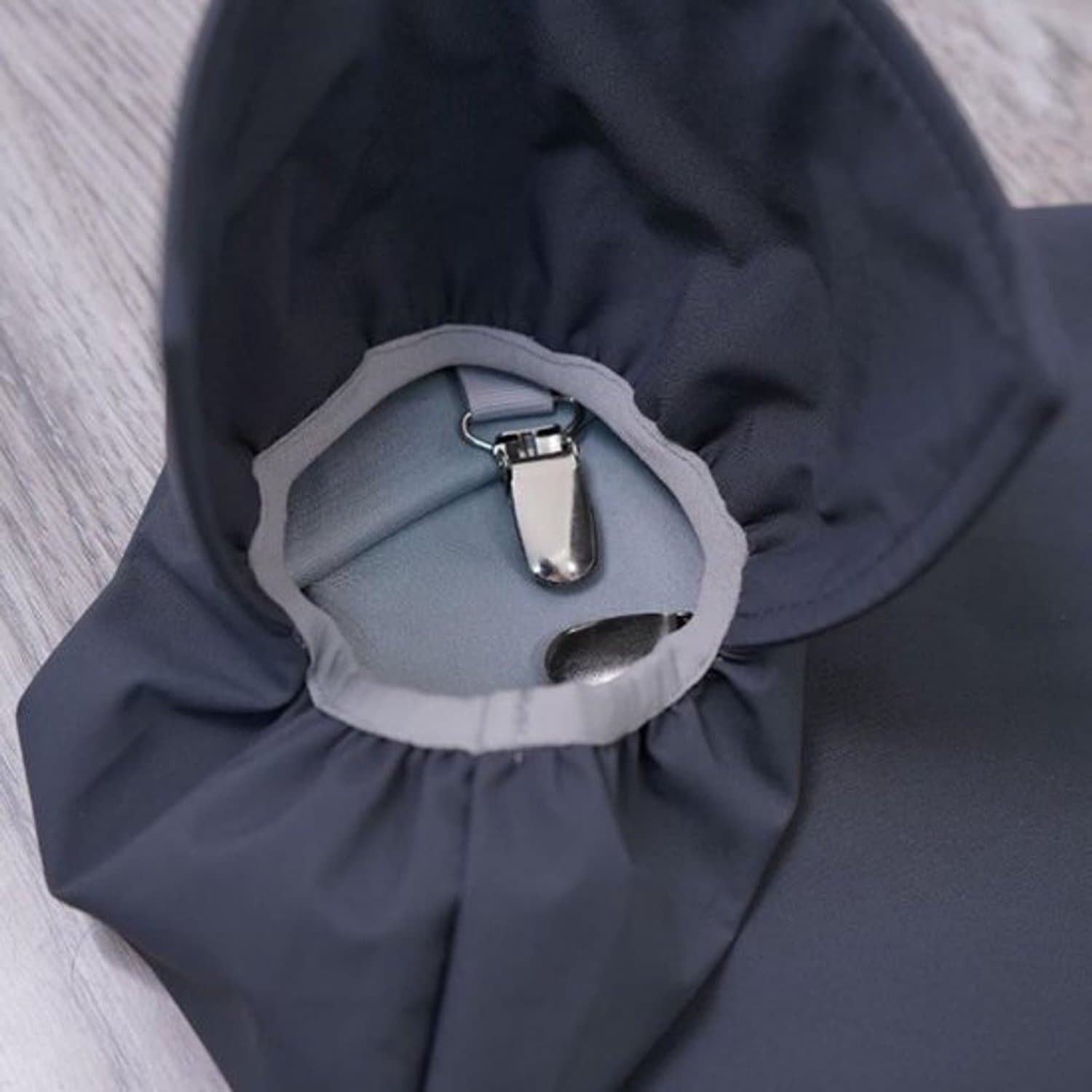 Hondenstaartbeschermer - Regenjas voor honden - Helpt je huisdier droog te houden - Robuust, waterdicht materiaal - Verstelbaar - Blauw