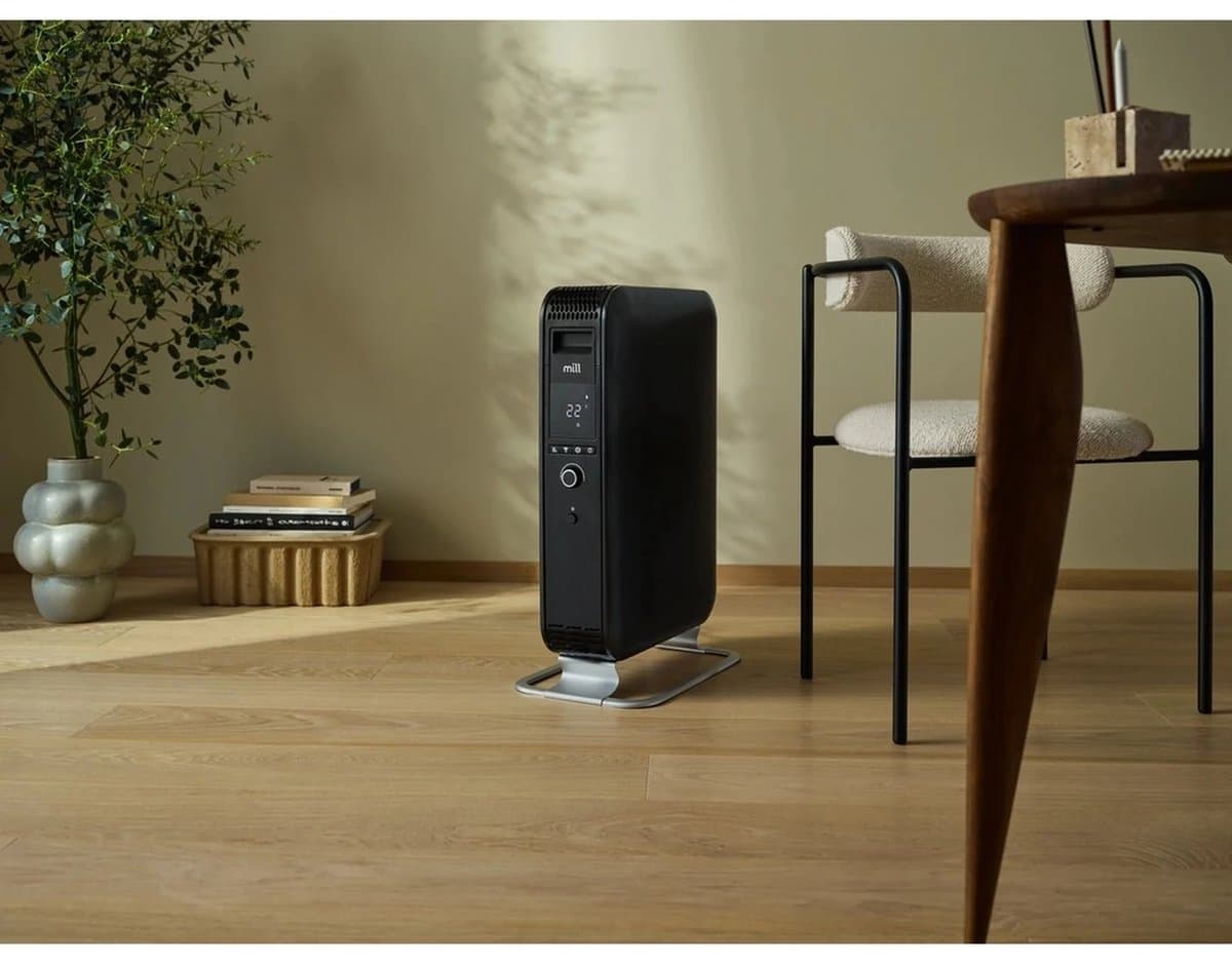Olieradiator 2000W slimme elektrische radiator met wifi bediening app thermostaat voor ruimtes tot 34 m² zwart