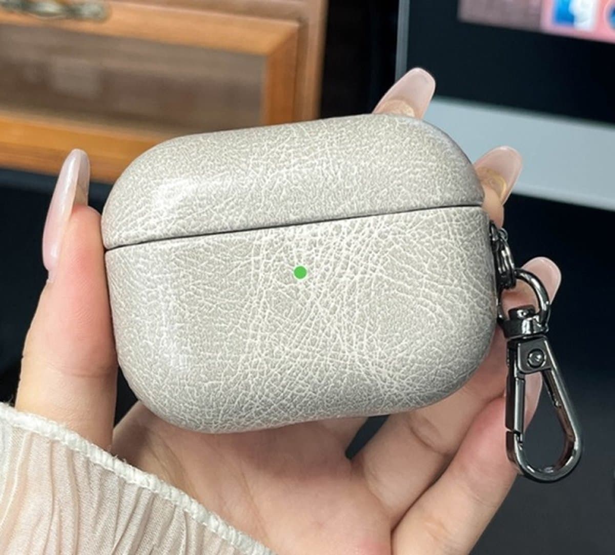 Telestore - Hoesje geschikte voor AirPods 4 - Vintage retro pu-leer motief hoesje Beschermhoes - Shockproof AirPods 4 Cover - AirPods 4 Hoesje - Geschikt voor Apple Airpods 4 - wit - shockproof cover