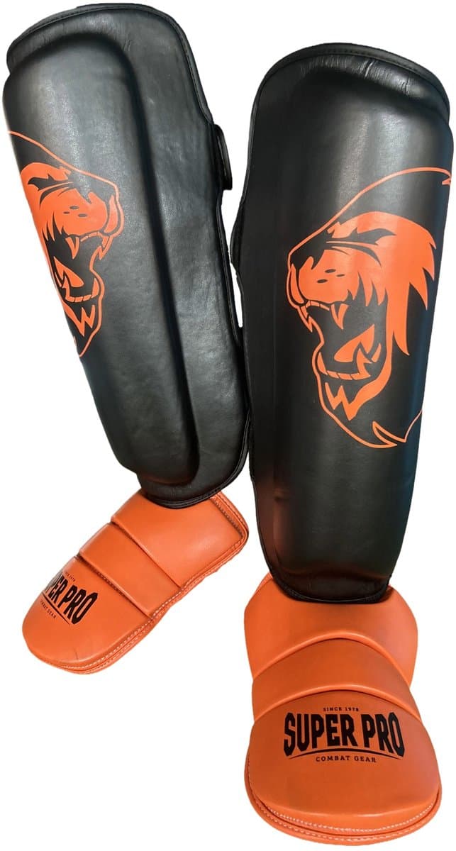 Super Pro Combat Gear Scheenbeschermer Nations Holland PU zwart - oranje L