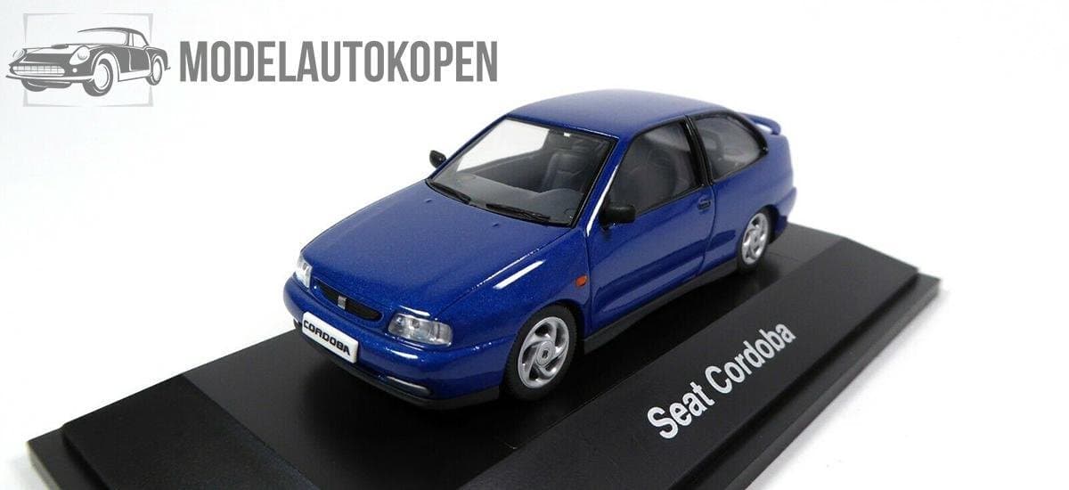Seat Cordoba - Blauwe miniatuurauto schaalmodel - Sedan models 1/43