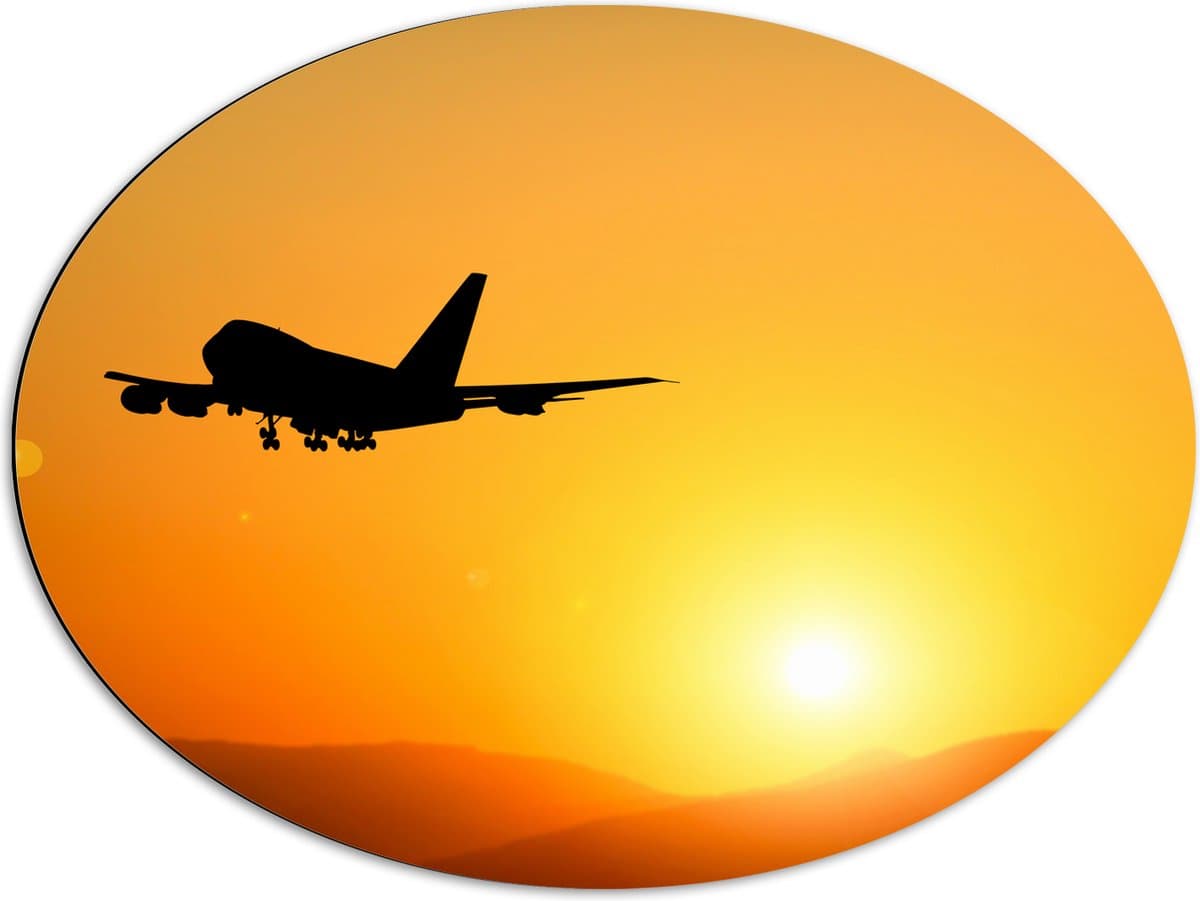 Dibond Ovaal - Silhouet van Passagiers Vliegtuig Wegvliegend van Zonsondergang - 80x60 cm Foto op Ovaal (Met Ophangsysteem)