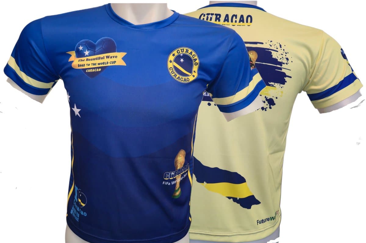 FW27 Curaçao WK shirt in Volwassen en kindermaten, unisex. Special Edition. 2 Kleurig.Om te zoenen, zo mooi!