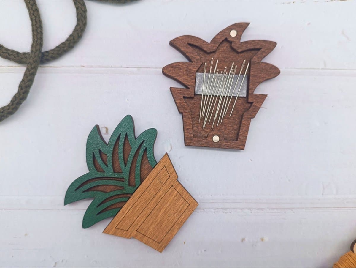 Houten Naaldendoosje - Vetplant