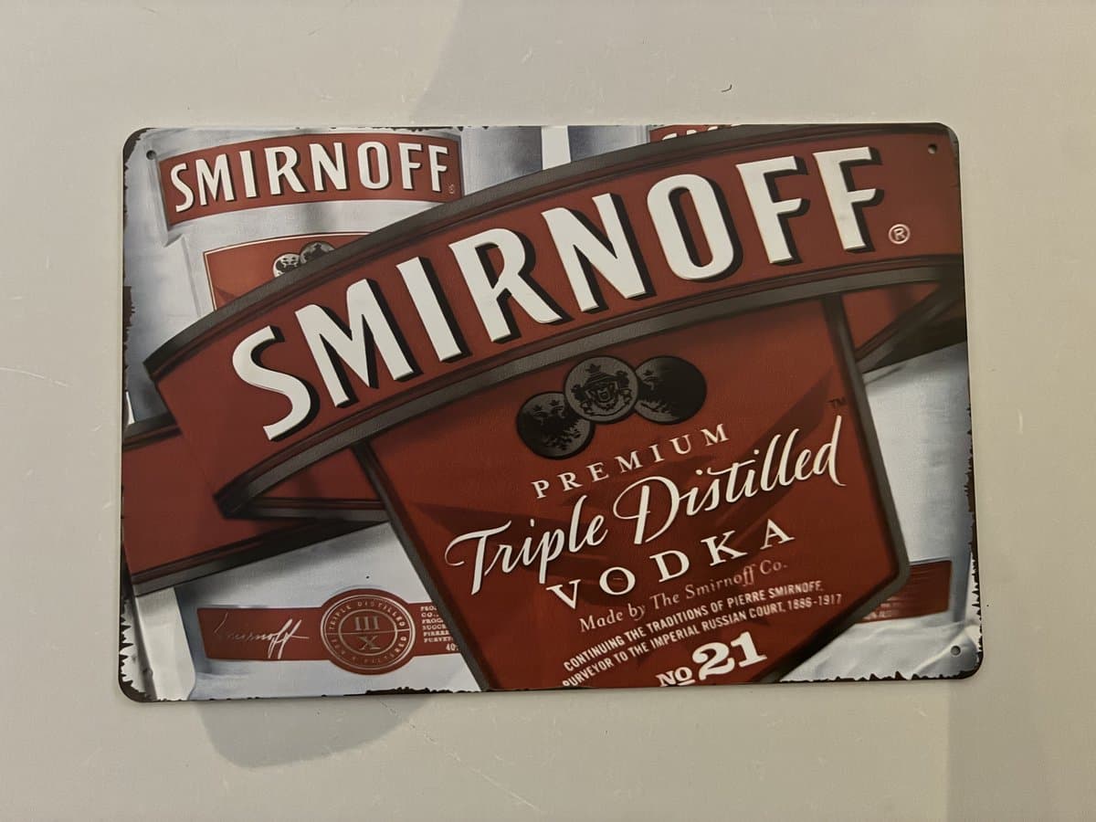 Smirnoff Metalen wandbord 30 x 20 cm - Mancave -Wand Decoratie - Metalen borden - Tekst borden - Metalen bord - Reclame bord - Vintage- Kroeg - Bar – Cafe - Horeca - rettro