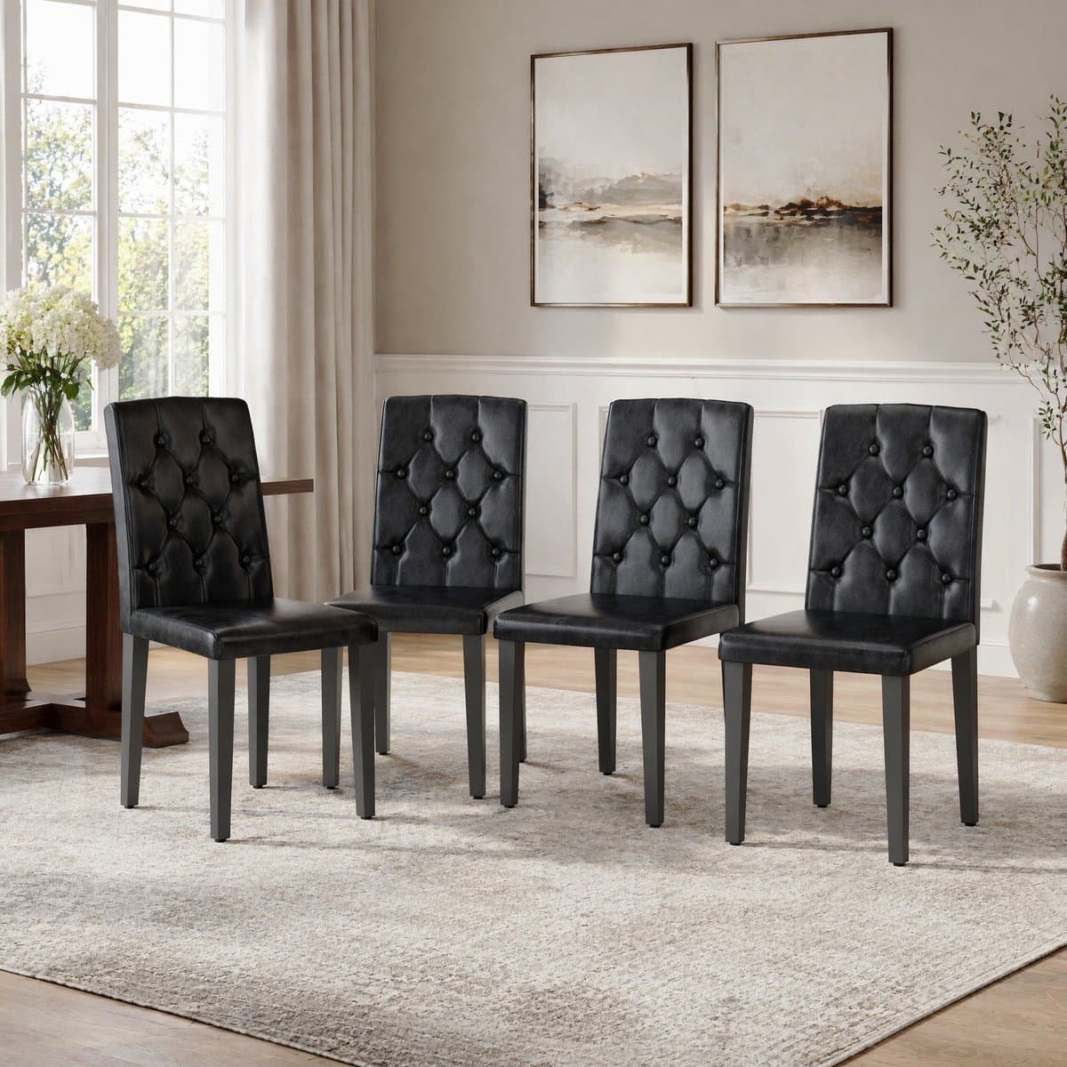 MEUNIQ Set van 4 eetkamerstoelen zwart met kunstleren zitting, metalen poten, hoge rugleuning met ruitstiksel en knoopdetails, voor eetkamer of ontvangst