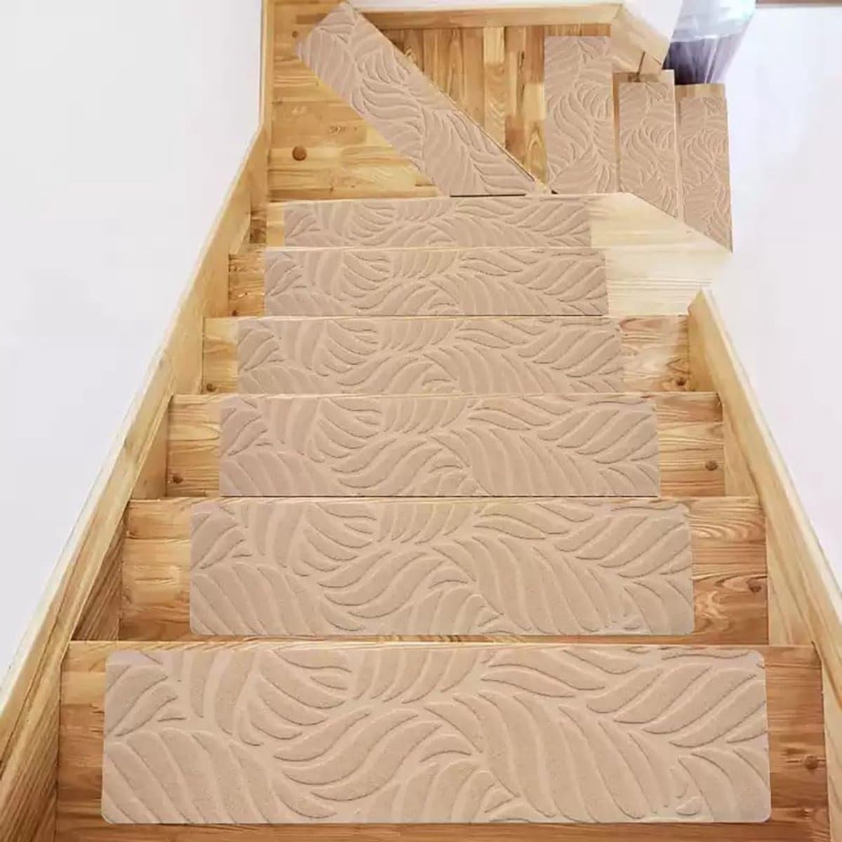 Antislip traptreden - Trapmatten set - Veiligheid thuis - Zelfklevende achterkant - 15 stuks - Beige