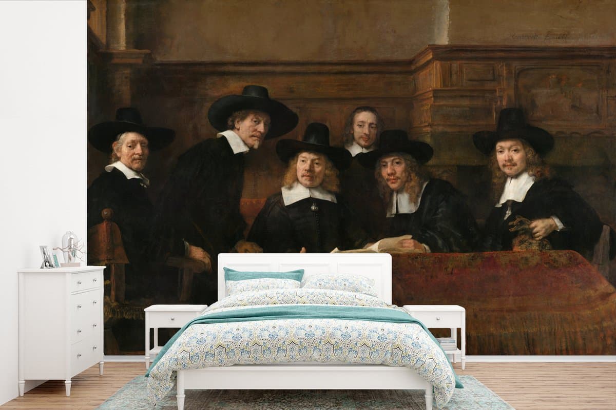 Behang - Fotobehang De staalmeesters - Schilderij van Rembrandt van Rijn - Breedte 390 cm x hoogte 260 cm