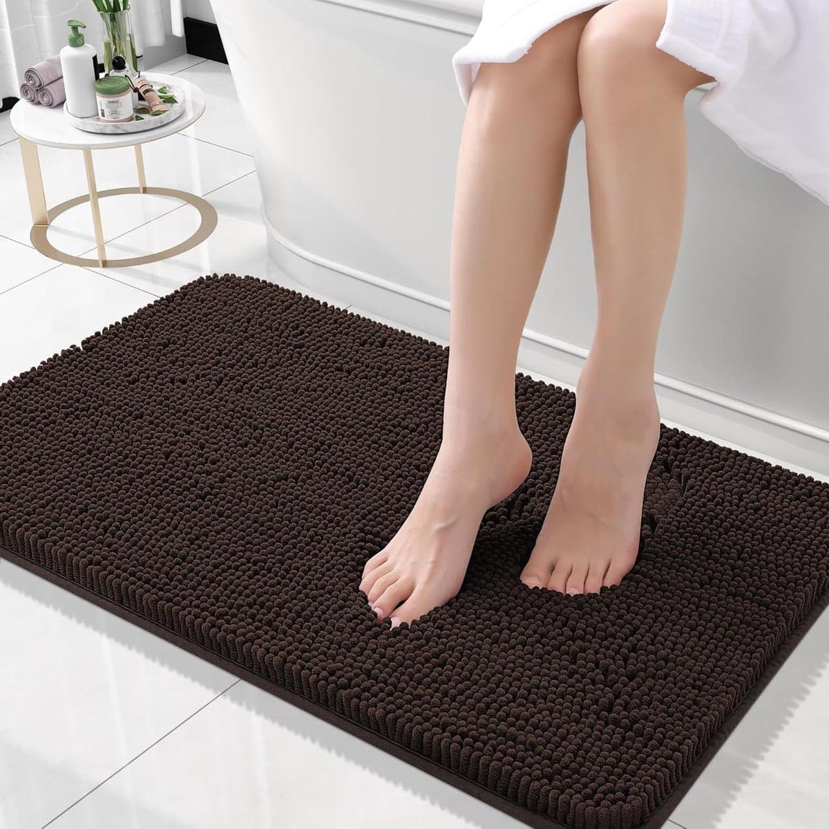 Badkamermat Chenille - Badmat Zacht - Voeten Drogen - Ultra Absorberend - 41 x 61 cm - Bruin